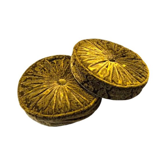 Vintage Gold Accent Pillows - Picture 3 of 16